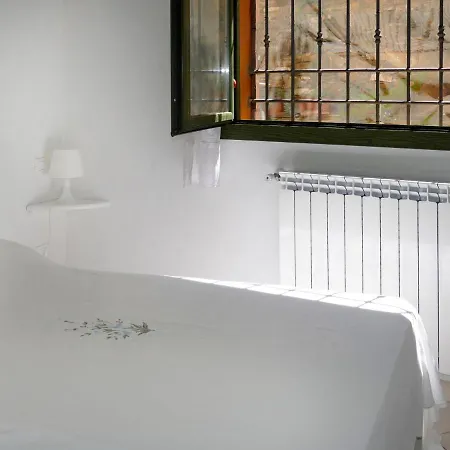 Locazione Turistica Cherry House Villarelli